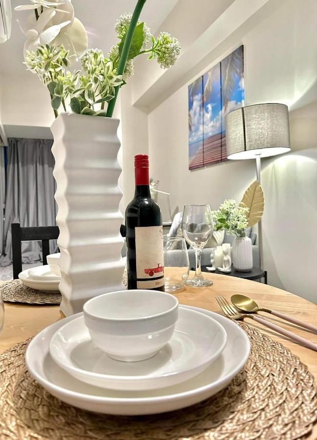 Uptown Parksuites Taguig Exterior foto